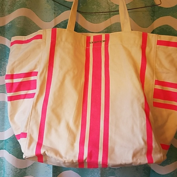 Victoria's Secret Tote - Picture 1 of 3